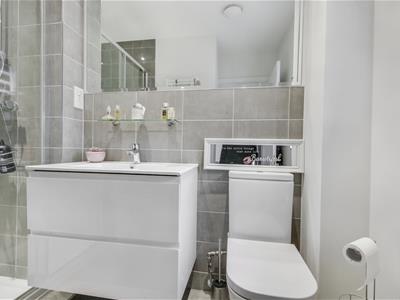 Property image 8 of home to buy in Lime Way, Radlett